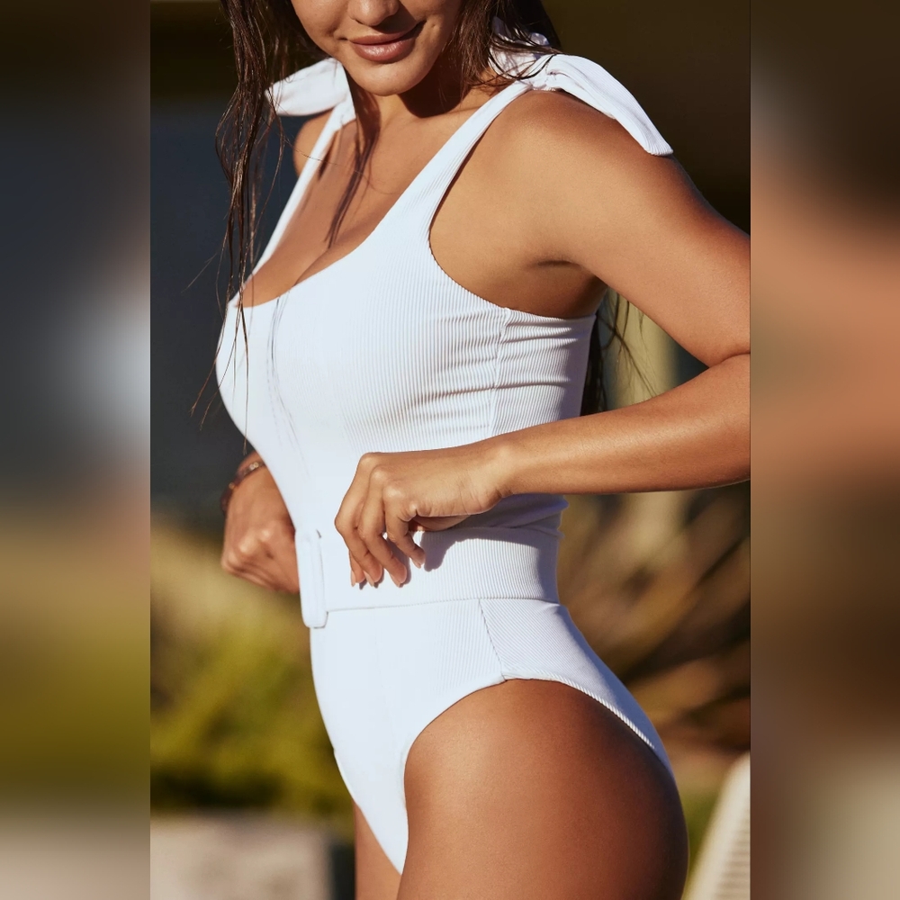 🆕️ Beach Riot Ribbed Sydney Belted One Piece - Picture 2 of 16